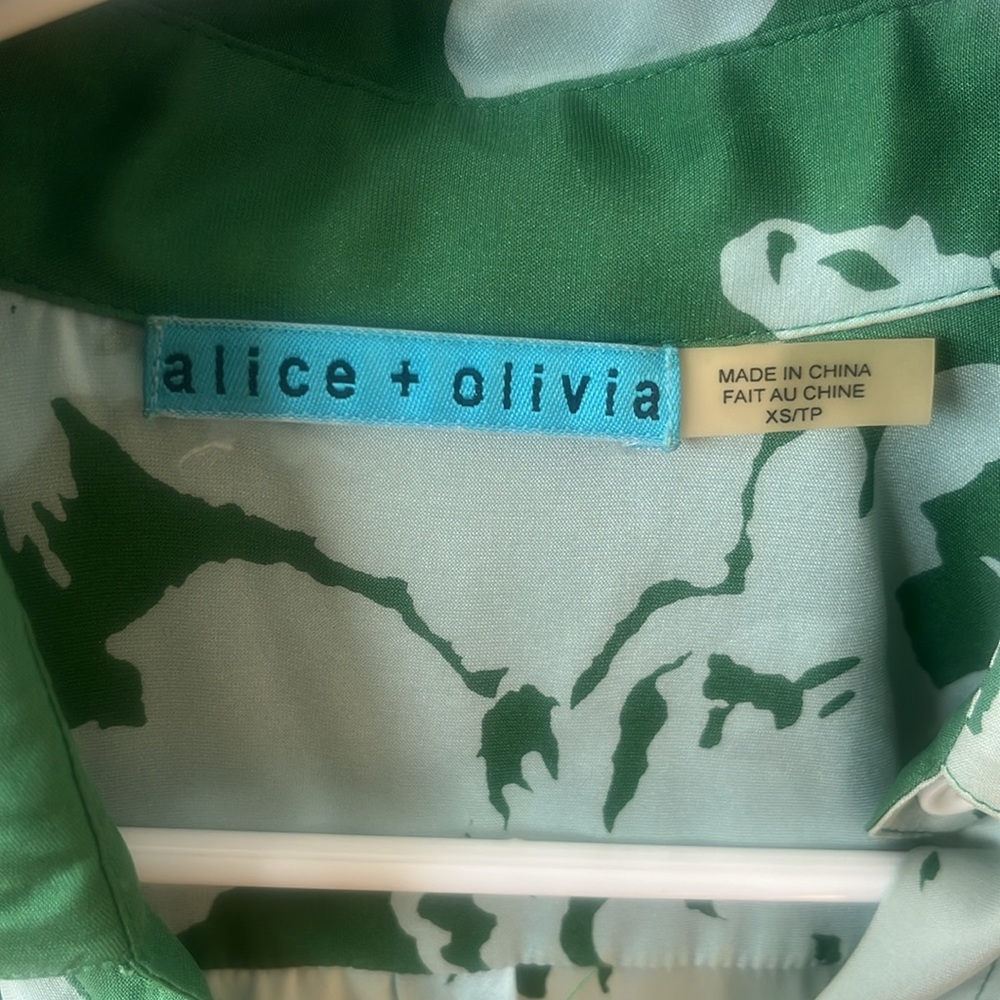 3/4 sleeve silk button down - Picture 2 of 5